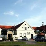Tornacos - 3* Hegykő