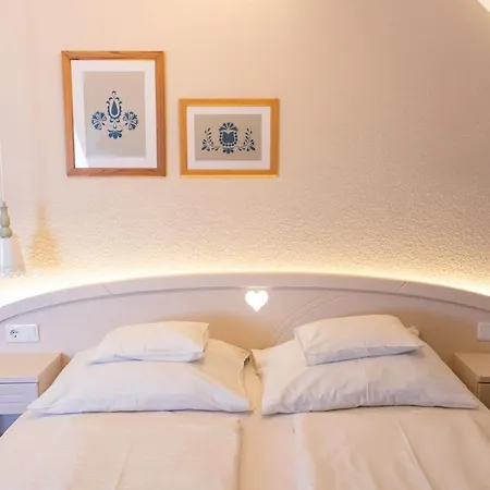 Tornácos - Hotel Hegykő