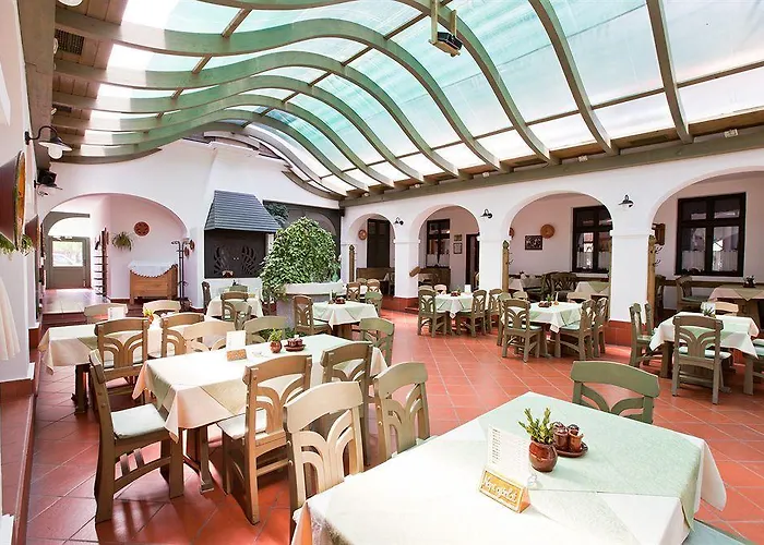 Tornacos - Hotell 3*